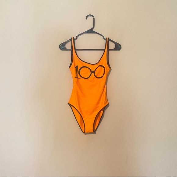 Original Iris Apfel x H&M collab 100 swimsuit - Picture 6 of 9